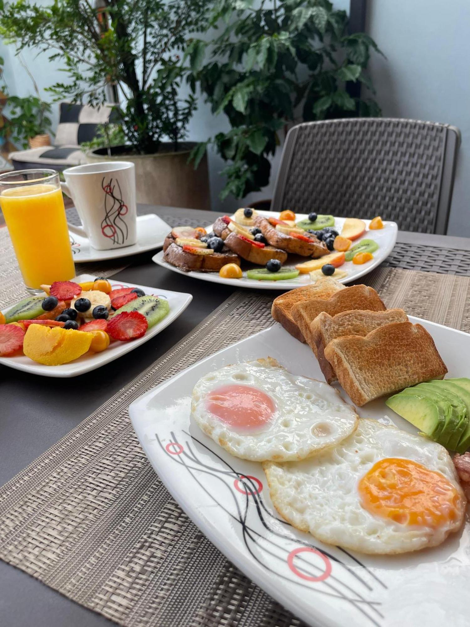 Colinkhouse Hotel Medellín Eksteriør billede